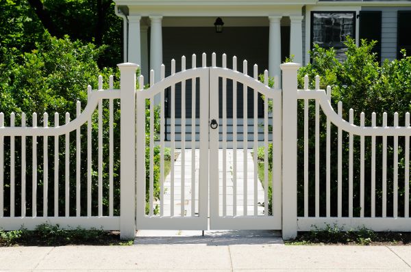 Cost of Fence Gate Adjustment in Jonesboro