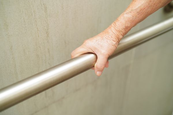 Cost of Tub Grab Bar Installation in Jonesboro