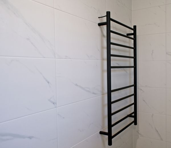 Cost of Towel Rack Installation in Jonesboro